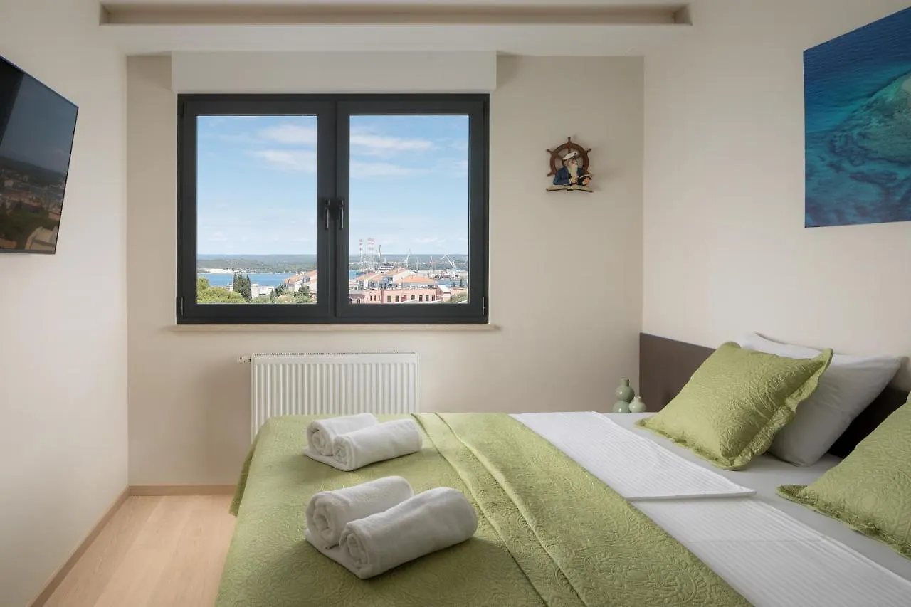 Luxury Apartment Bianco Pula 0*,